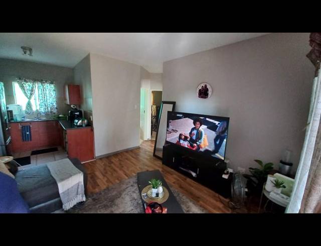 2 BEDROOM PROPERTY TO RENT IN PRETORIA GARDENS